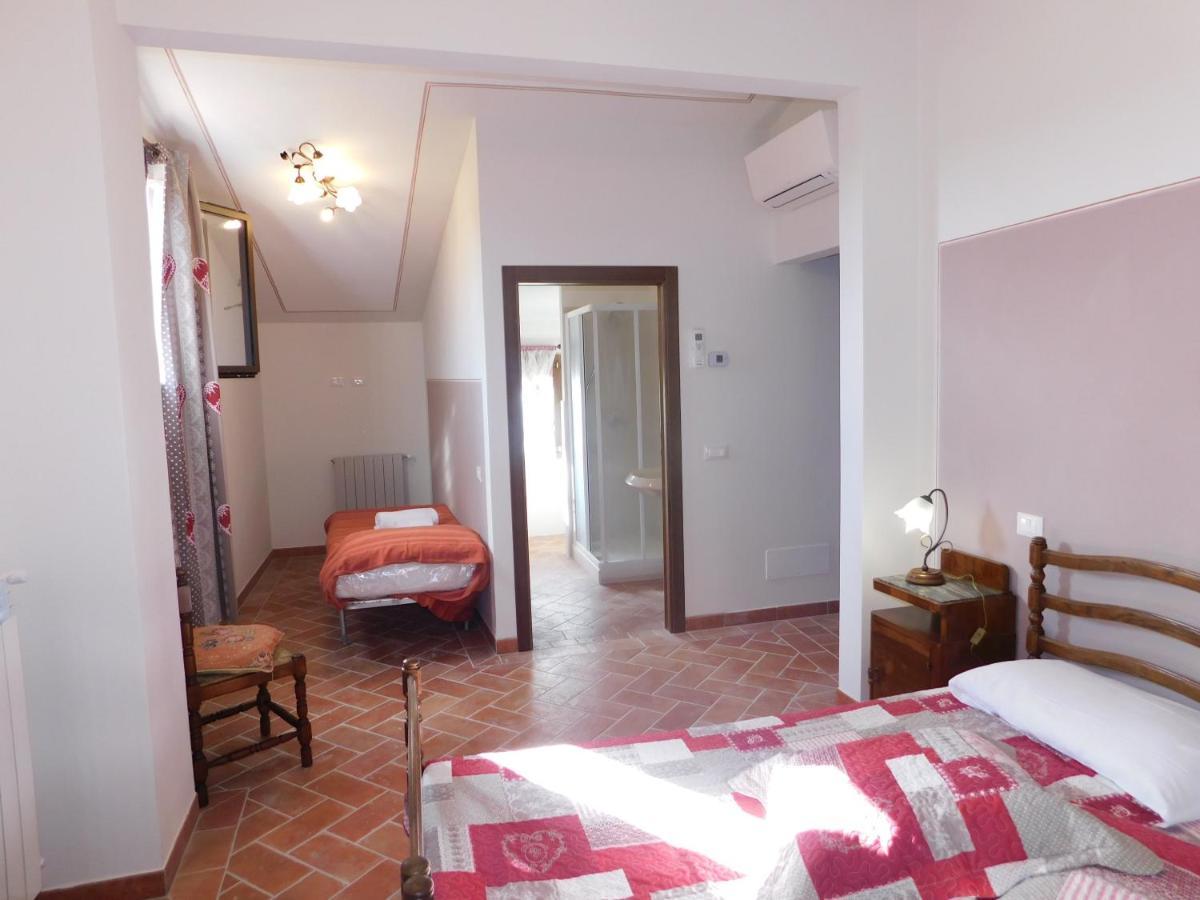 Agriturismo Terre Di Toscana Terricciola Eksteriør billede