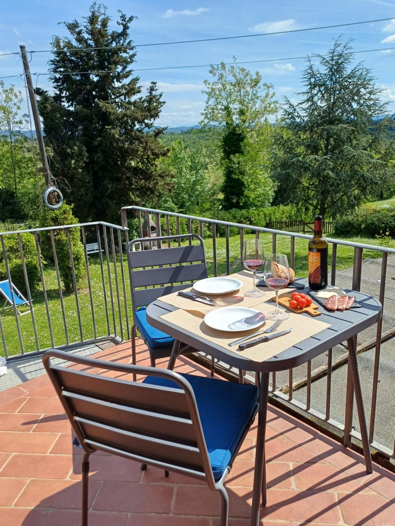 Agriturismo Terre Di Toscana Terricciola Eksteriør billede